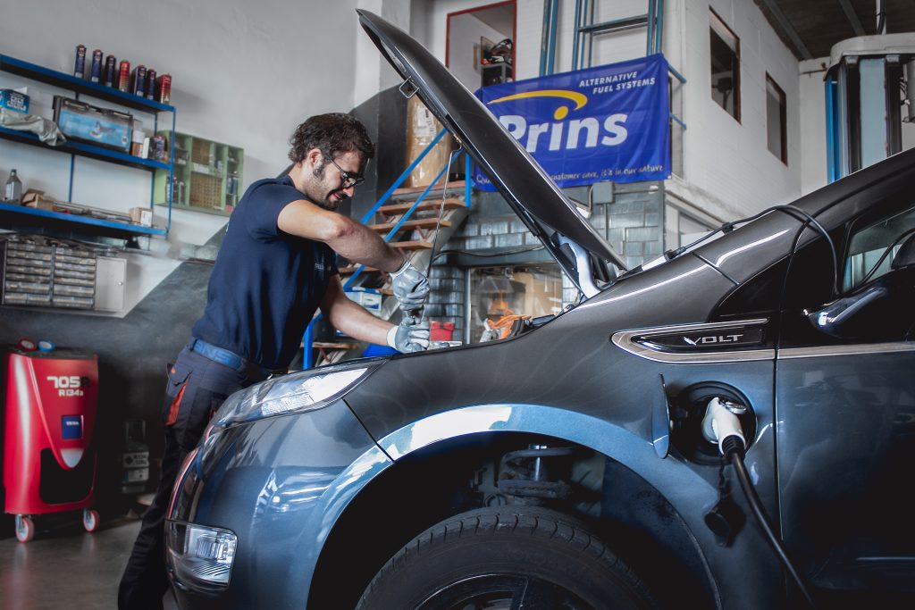 Servei de cotxes elèctrics Taller Tubert